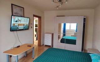 Inchiriez apartament 2 camere Port. - Poză 3
