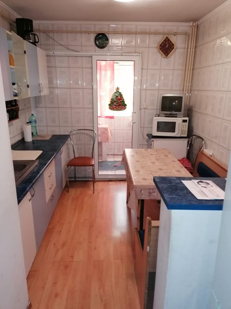 Apartament 2 camere,sector 4,etaj 2 din 4, liber imediat - Poză 6