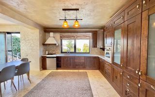 Vilă cu 6 camere de închiriat în cartierul Faget - Poză 7