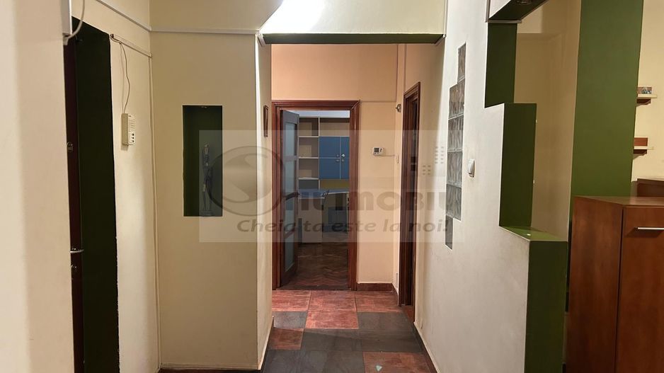 Apartament cu 3 camere decomandat, 2 bai - Nicolina - Etaj intermediar - Poză 5