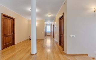 Casa individuala 320 mp utili, 713 mp teren! - Poză 11