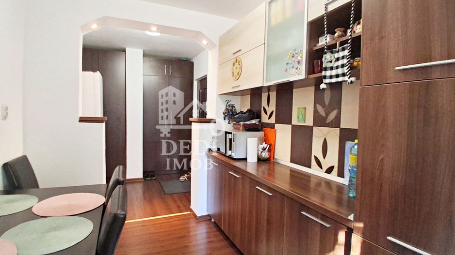 Apartament cu 3 camere de inchiriat zona Decebal, Oradea - Poză 6
