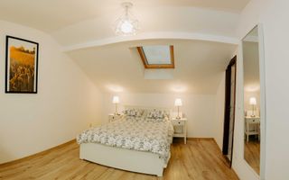 Casa cu 3 dormitoare, zona Piața Cibin - Poză 2