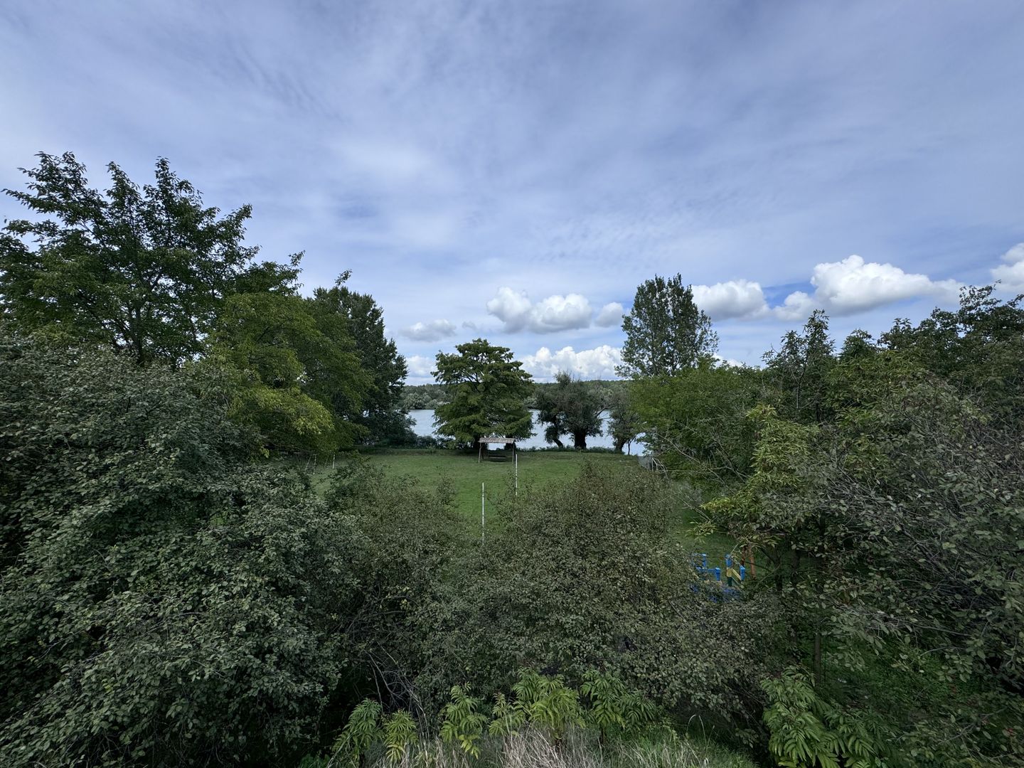 Hotel 20 camere Delta Dunarii 50 m deschidere teren 6000 mp acces auto - Poză 49