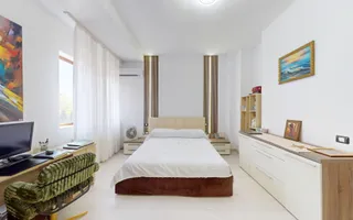 Apartament interbelic cu 3 camere, 124 mp, vis-à-vis de - Poză 30