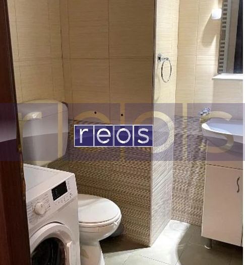 DE VANZARE GARSONIERA 36 MP PRELUNGIREA GHENCEA -VALEA OLTULUI PARCARE - Poză 5