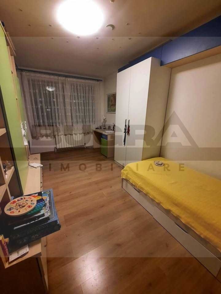 Duplex de 5 camere modern, curte 250mp, Pet Friendly, zona Cetatii - Poză 6