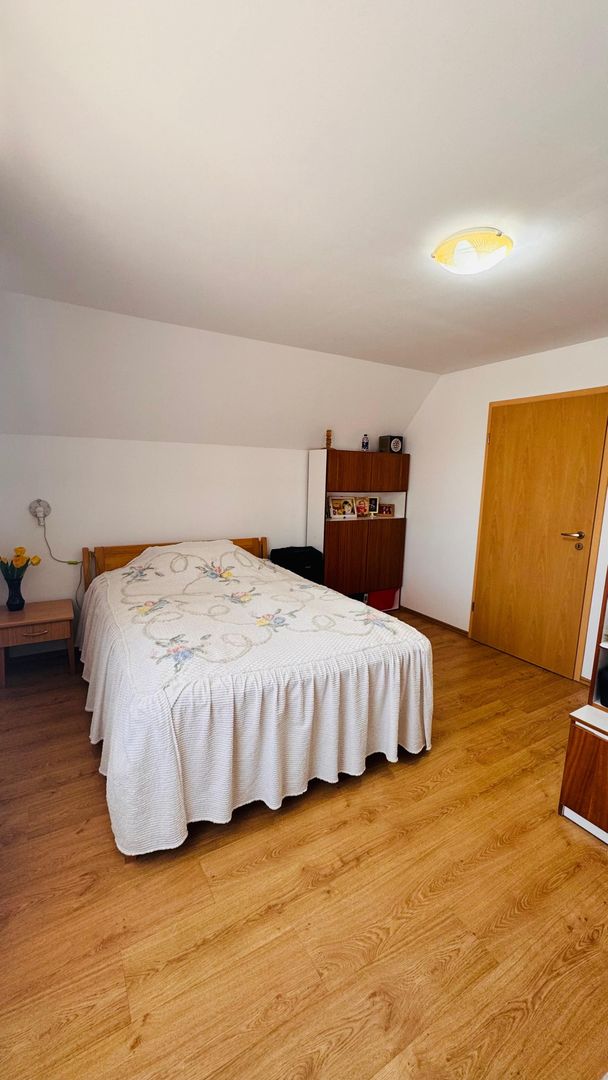 Casa parter si etaj - teren 1250 mp in Satu Nou Comuna Tamaseu - Poză 8