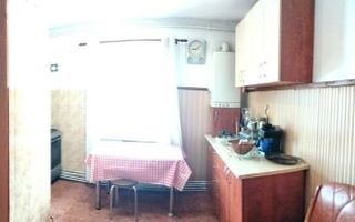 Apartament 3 camere, in zona centrala a localitatii - Poză 5