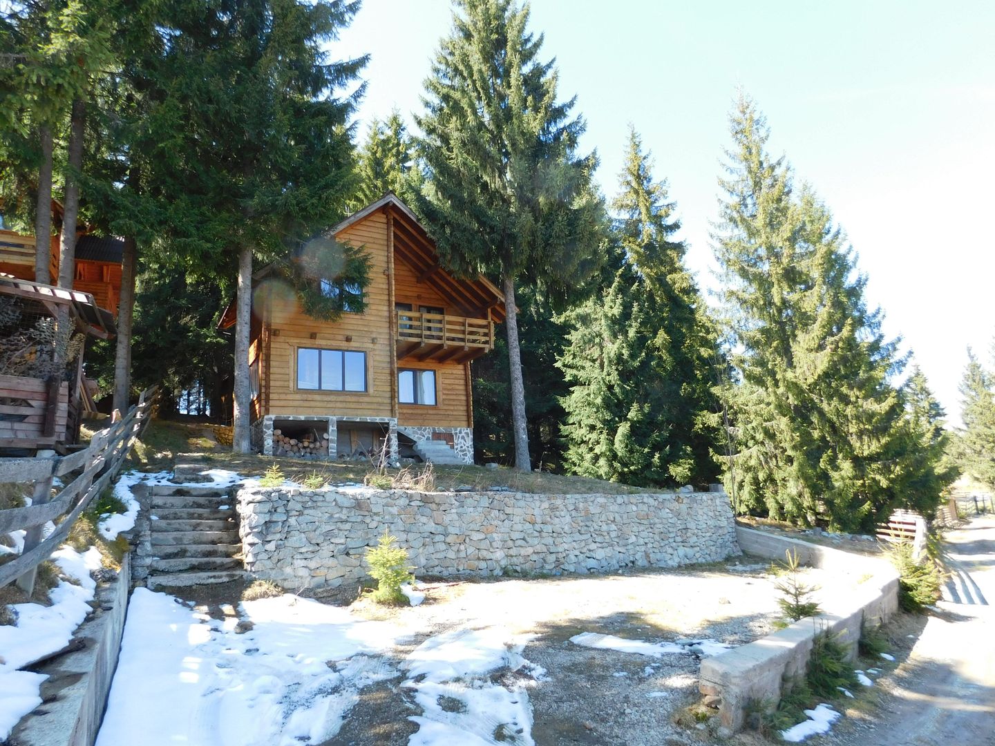 Casă de vacanta de vanzare, in Marisel, langa Cabana Motilor - Poză 3