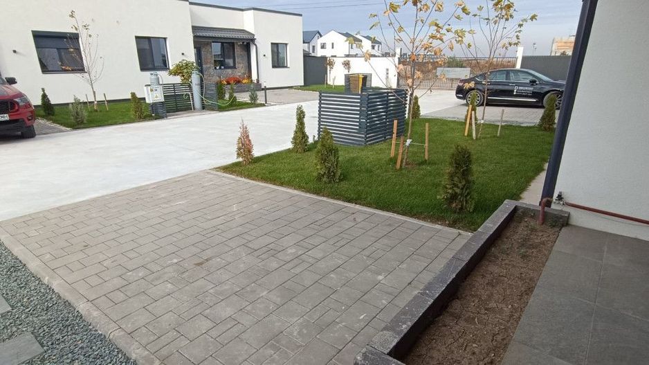 Casa Parter !4 dorm.+2 bai+2 parcari+teren liber 167mp! Calitate la su - Poză 2
