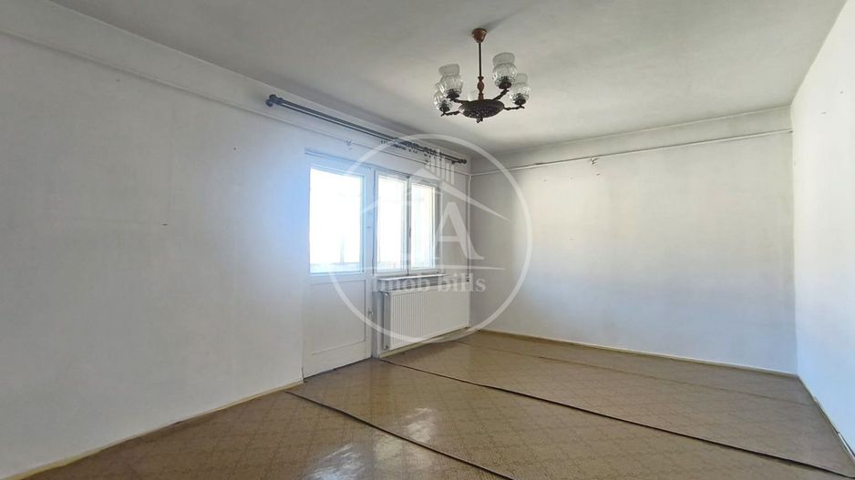 Apartament cu 2 camere de vanzare in Rogerius Oradea - Poză 1
