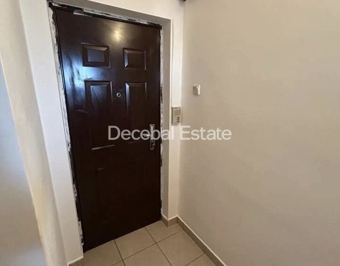 Metrou 1 Decembrie - Apartament 2 camere decomandat, spatios, stradal - Poză 3