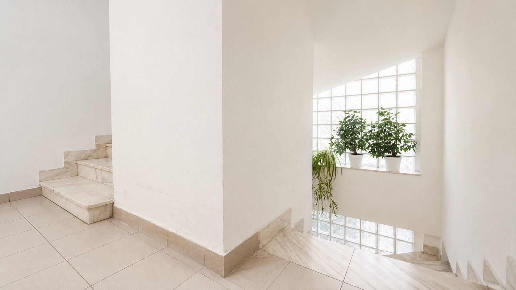 Vila zona Stefan cel Mare - 380 mp teren - 452 mp utili, Rezidential / Office - Poză 14