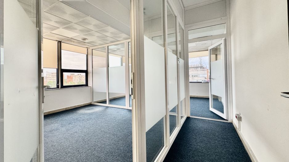 Birou de închiriat – flexibil și adaptabil nevoilor tale - Poză 9