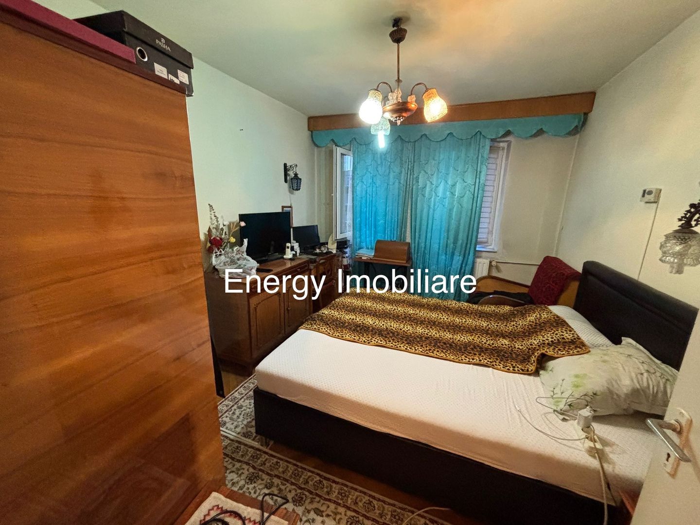 Apartament cu 2 camere,zona Dâmbul Pietros - Poză 1