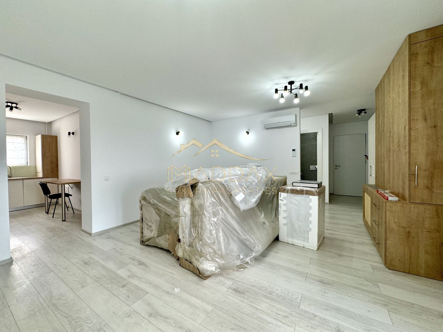 Apartament cu 3 camere *Mobilat complet* // Floreasca - Lake View - Poză 1