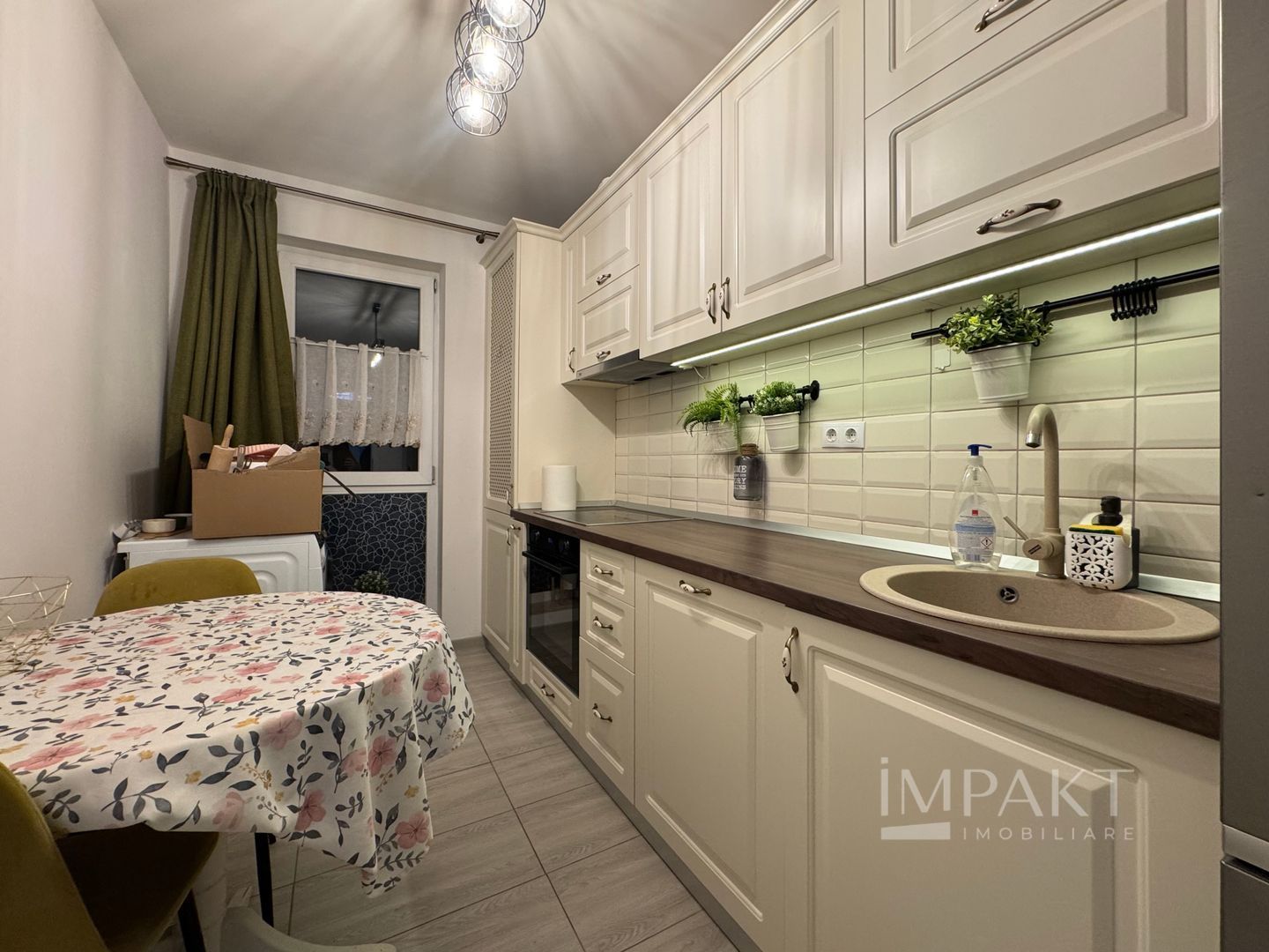 Apartament 2 camere lux cu terasa Andrei Mureșanu de vânzare - Poză 1