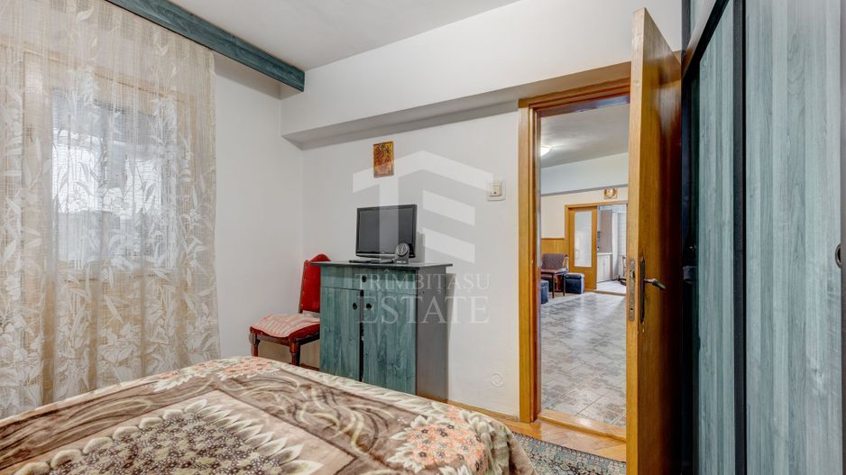 Oportunitate! Apartament 4 Camere 1 Minut Metrou Universitate - Poză 12