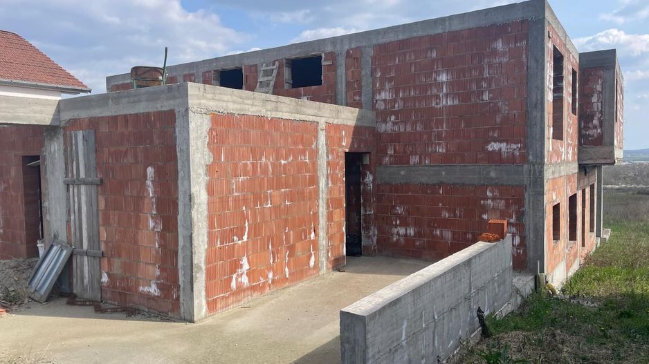 2 Case de vanzare zona Facliei Oradea | Teren 1800 mp - Poză 1