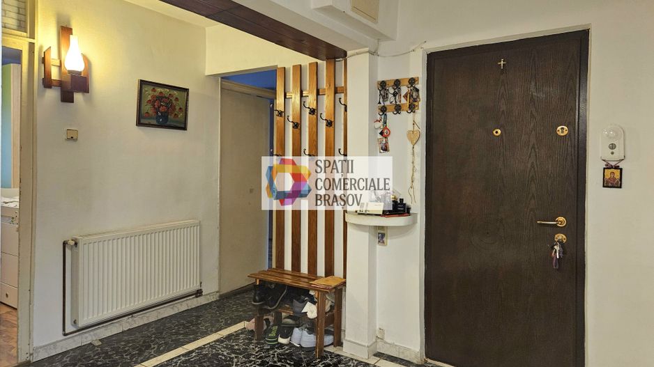 Apartament cu patru camere, zona Judetean 77mp - Poză 2