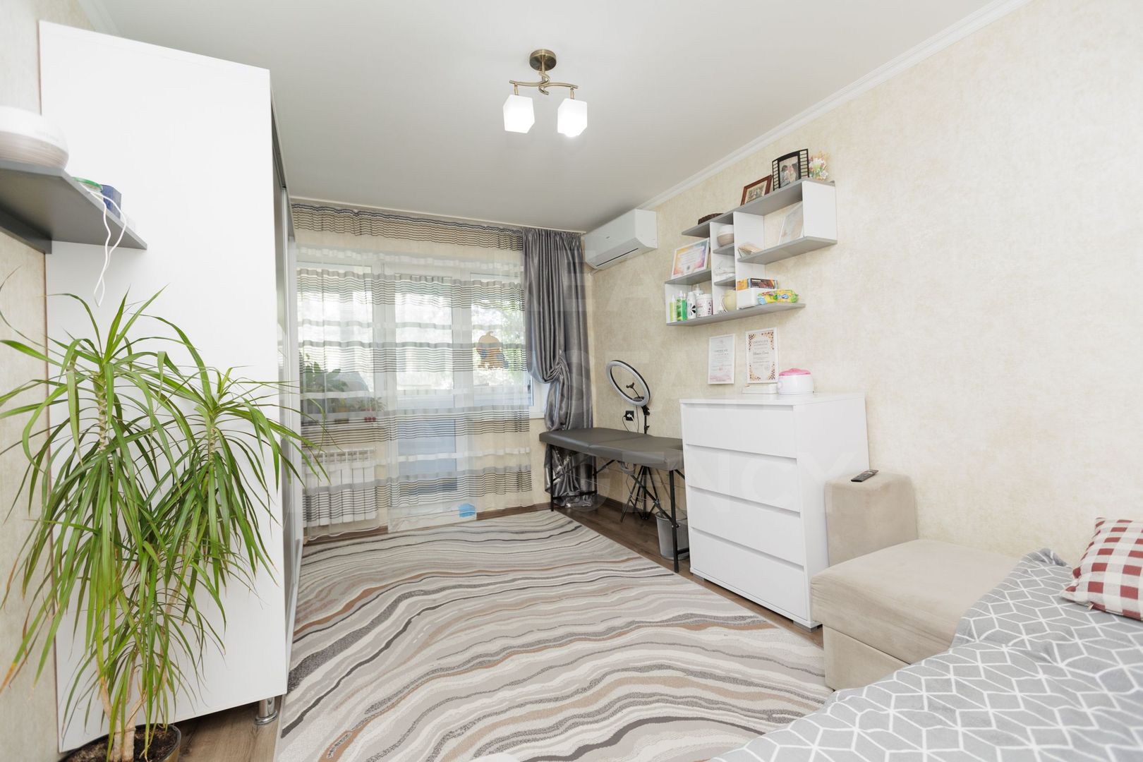 Vânzare, apartament, 2 camere, str. Paris, Buiucani - Poză 3