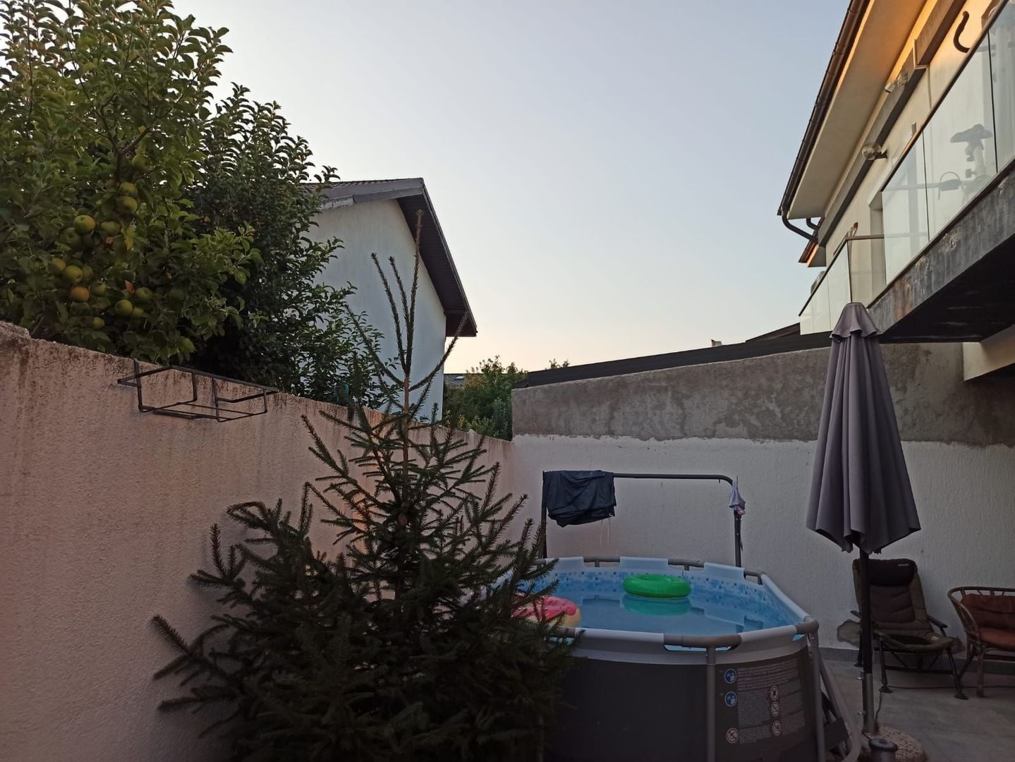 vila4cam2bai-curte-parcare-loc joaca-acces controlat-strOrizontului - Poză 7