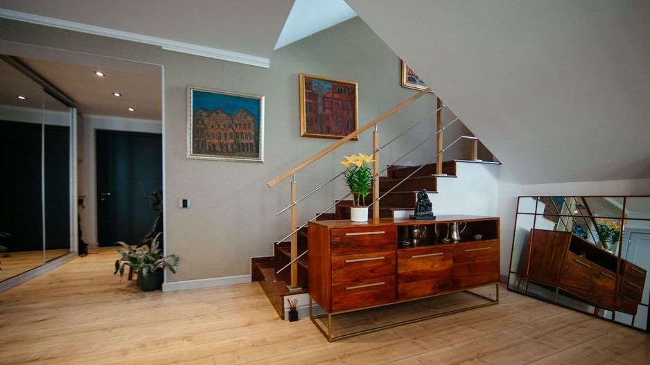 Vilă modernă  cu curte generoasă în Iancu Nicolae - Poză 8