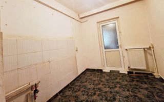Apartament 3 camere – parter – zona 2 Cocosi, Micro 20 - Poză 7
