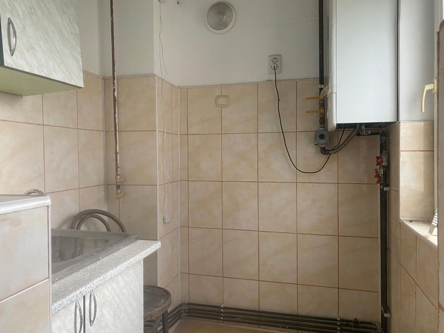 Super pret!! Vanzare apartament cu 3 camere-Micro 9 - Poză 1