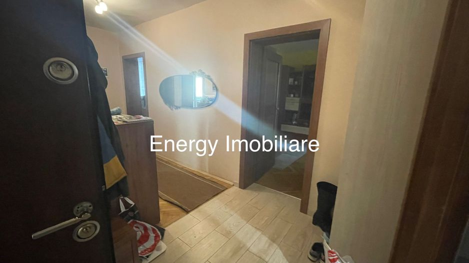 Apartament cu 3 camere, zona Aleea Carpați - Poză 8