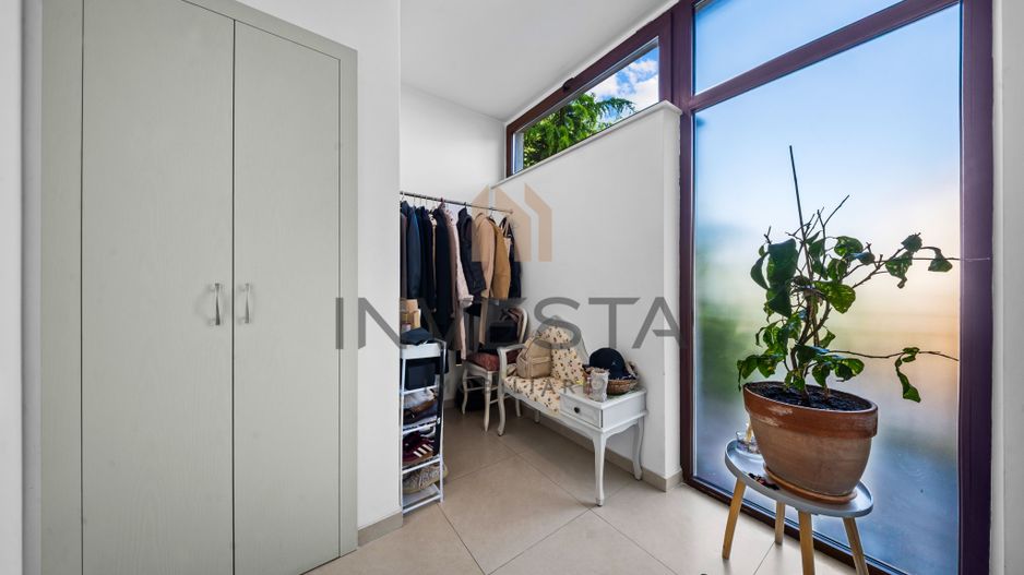 Casa individuala premium cu mansarda si gradina in Faget - Poză 13