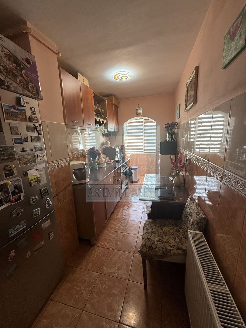Apartament 2 camere, decomandat - Oras Codlea/Cartier Măgurii - Poză 4
