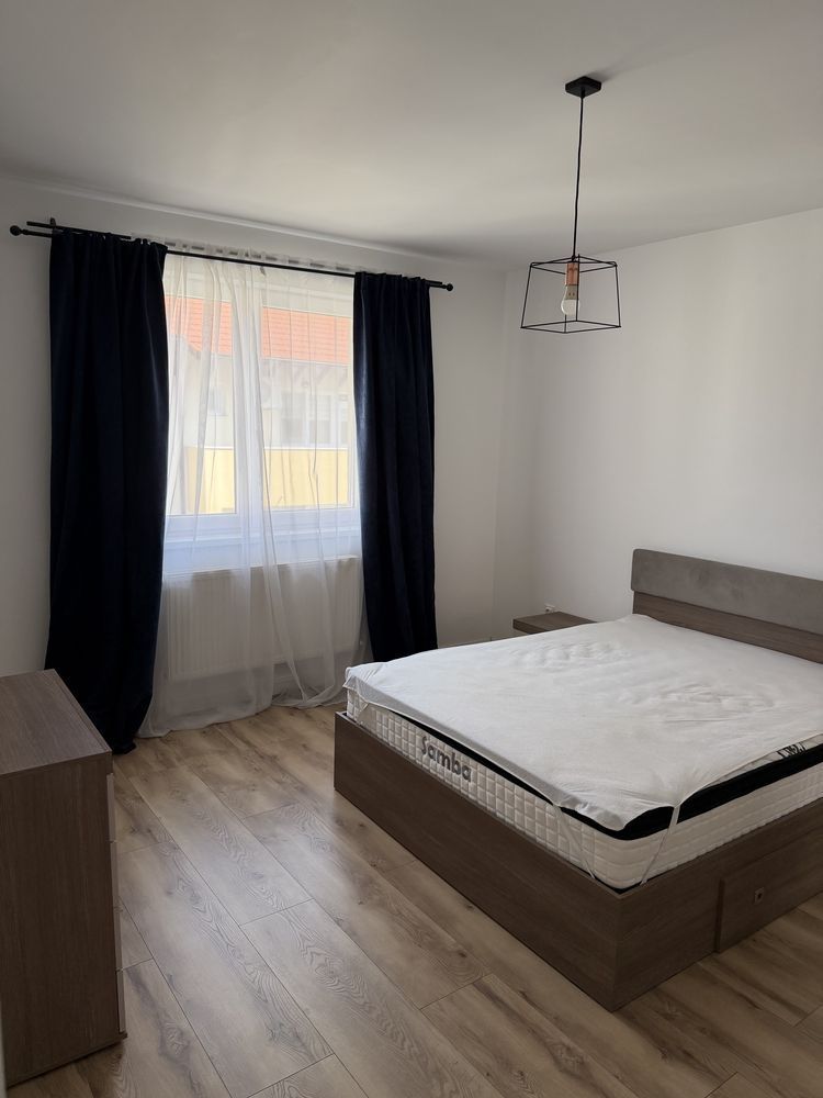 Inchiriez Apartement Bloc Nou - Poză 8
