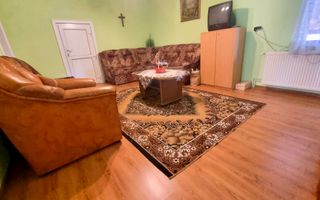 CASĂ DE VÂNZARE SIBIU TURNIȘOR, CURTE MARE, GARAJ, ACCES AUTO - Poză 4