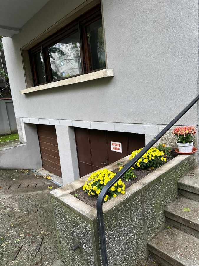 De inchiriat spatiu/ apartamnet 3 camere pe strada Roma - Poză 17