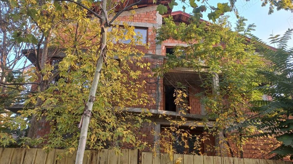 Casa Stradal Sos. Andronache   750m Construiti   D+P+E+M - Poză 1