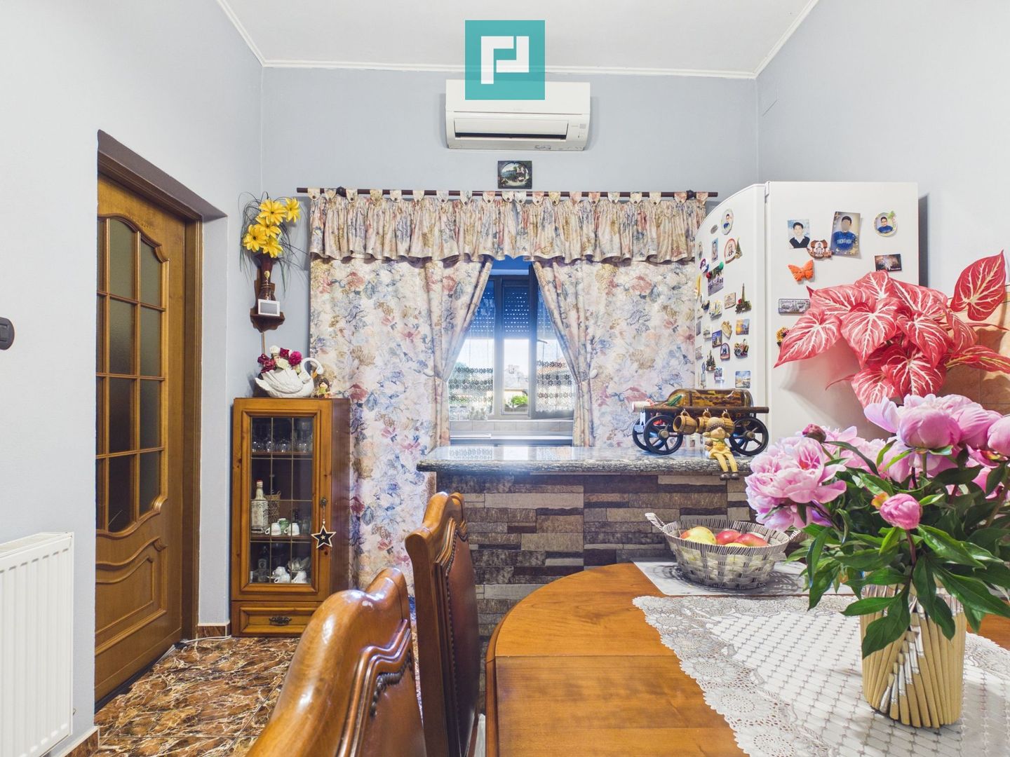 Apartament cu garaj și grădina proprie - Lipova - Poză 16
