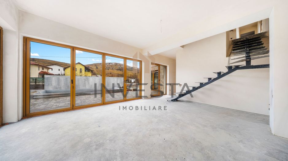 Casa individuala nZEB cu piscina, 501 mp teren, 160mp utili, Sanicoara - Poză 5