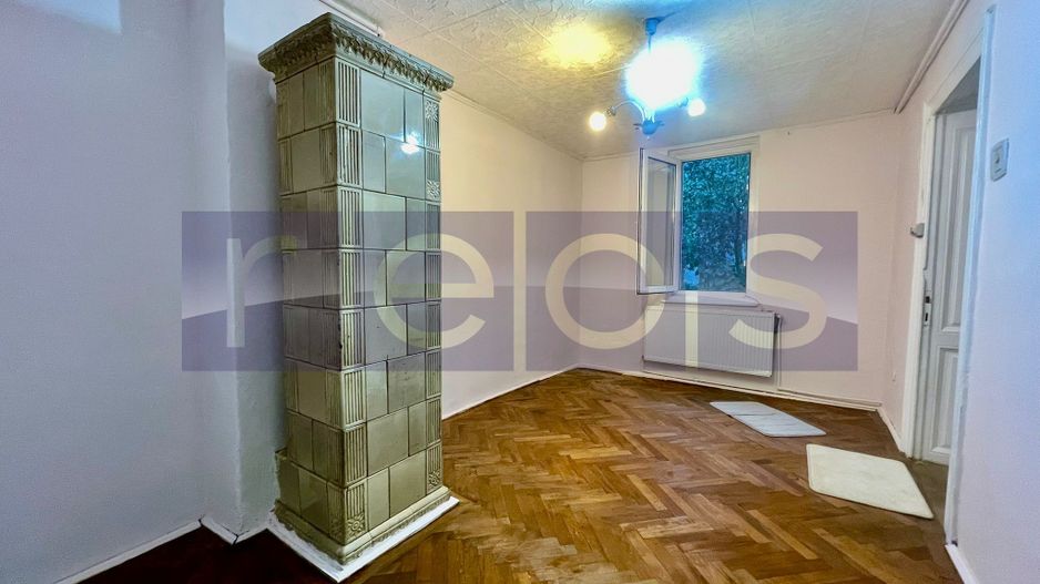 VANZARE CASA 2 CAMERE 35MP + TEREN 36MP CURTE COMUNA PIATA VICTORIEI ROMANA - Poză 1