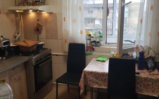 APARTAMENT MOBILAT ZONA BRANCOVEANU - Poză 7