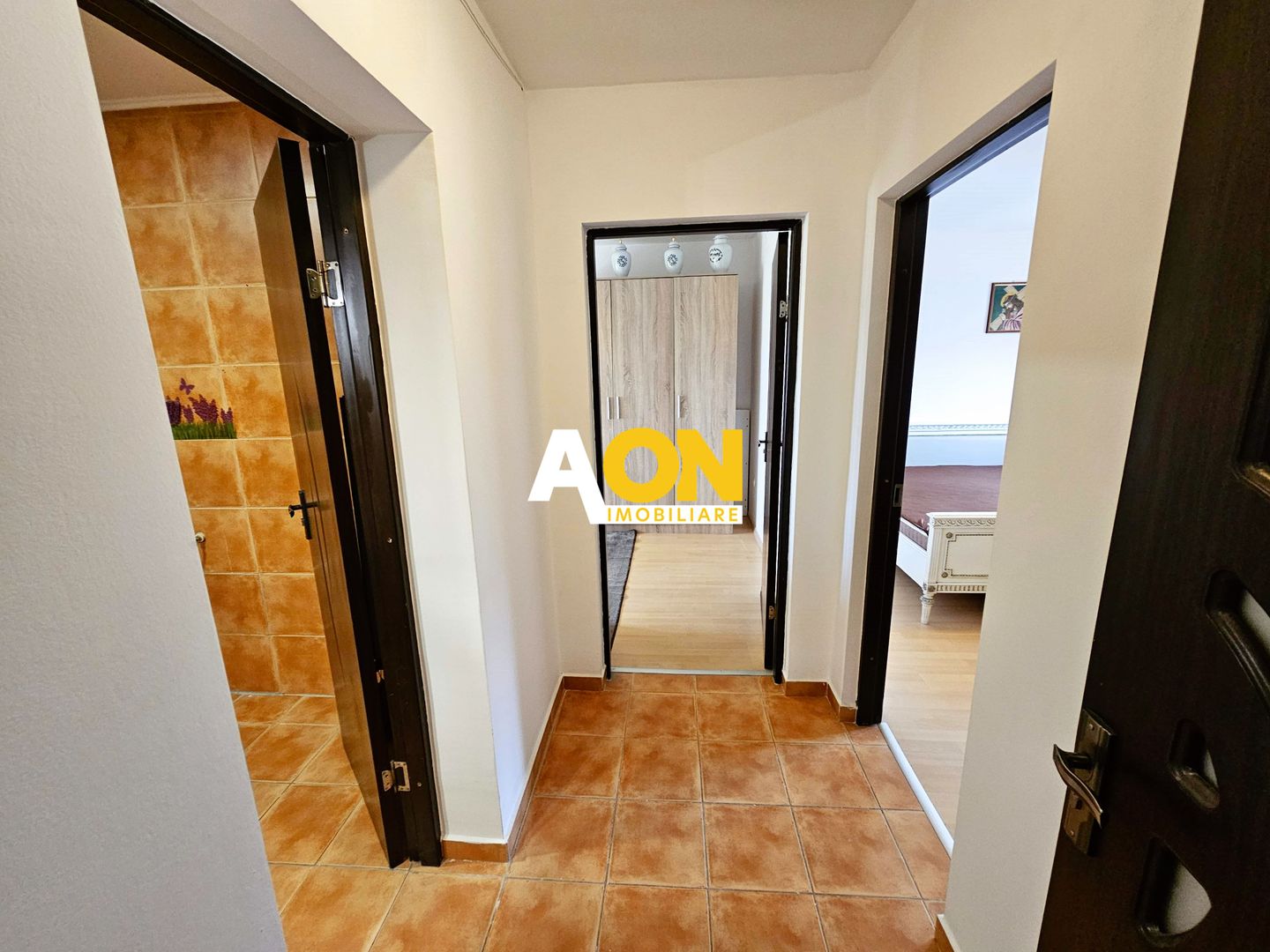 Apartament 3 camere, etaj 3, mobilat, utilat, zona Piata Cetate - Poză 3
