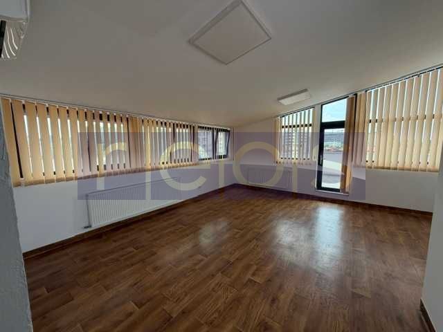 INCHIRIERE VILA SPATIU COMERCIAL BIROU TITULESCU 350MP 4 CAMERE 3 BAI - Poză 9