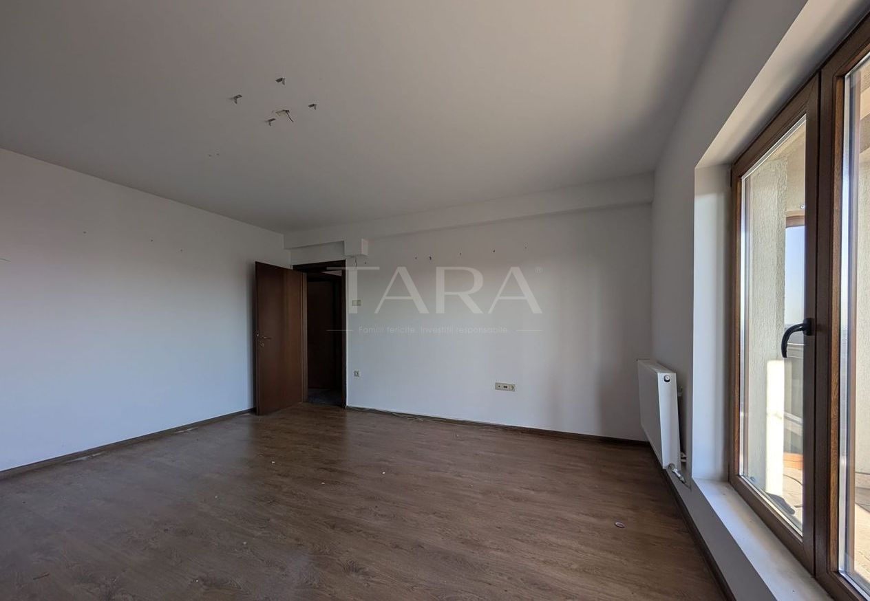 Apartament 4 camere, Cluj-Napoca, etaj 2, decomandat, 3 balcoane. - Poză 4