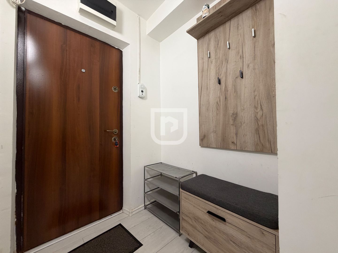Apartament renovat | 3 camere | etaj 1 | George Enescu - Poză 1