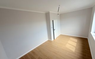 Bucovăț-Duplex 4 Camere-La Cheie - Poză 22