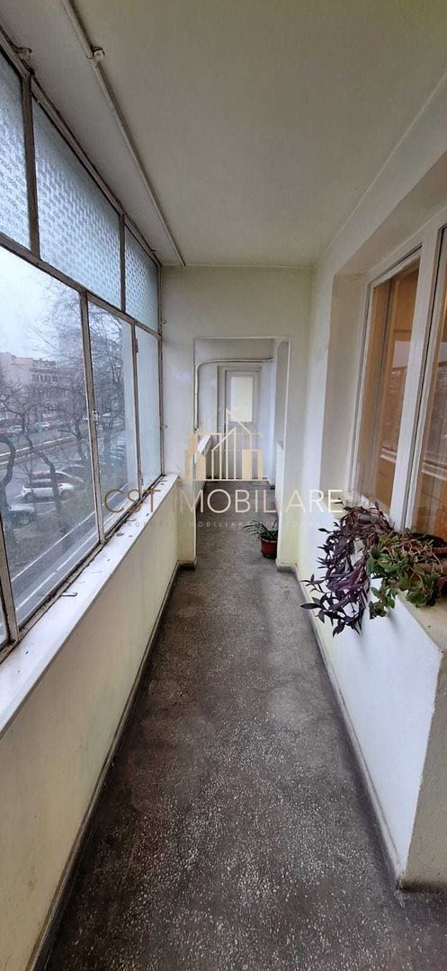 Apartament cu 2 camere - Poză 8