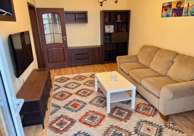 Inchiriere apartament  3 camere decomandat - Poză 6