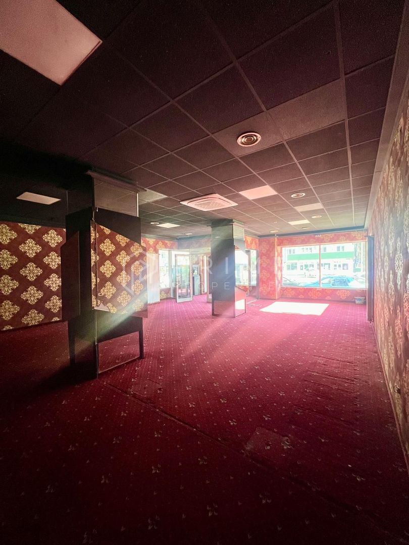 Spatiu comercial 150 mp | Zona 7 Noiembrie | Vad exceptional - Poză 4