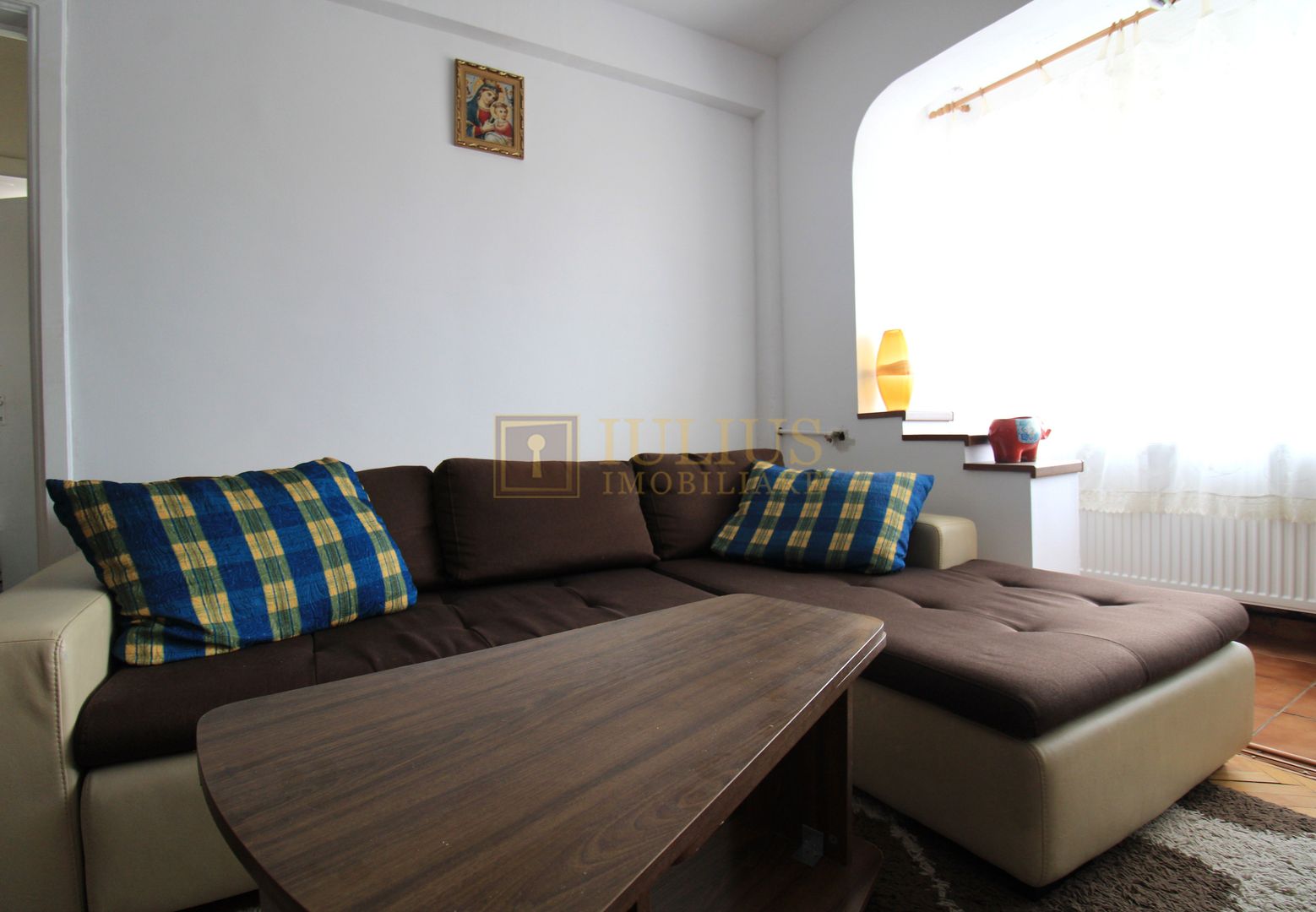 Take Ionescu, 2 camere, centrala proprie - Poză 2